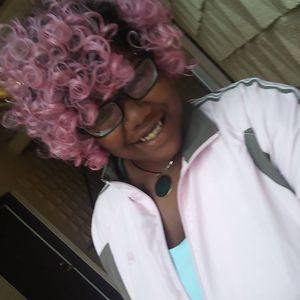 Meet your Posher, Tonia